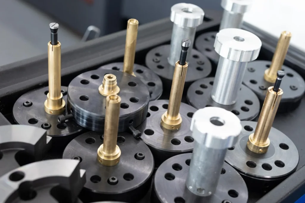 Heavy-duty CNC lathe machining metal parts