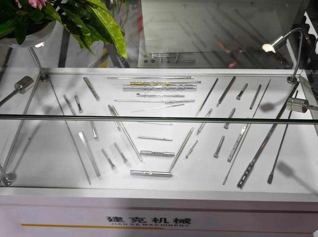 the parts are small in size, slender in structure, with holes and threads